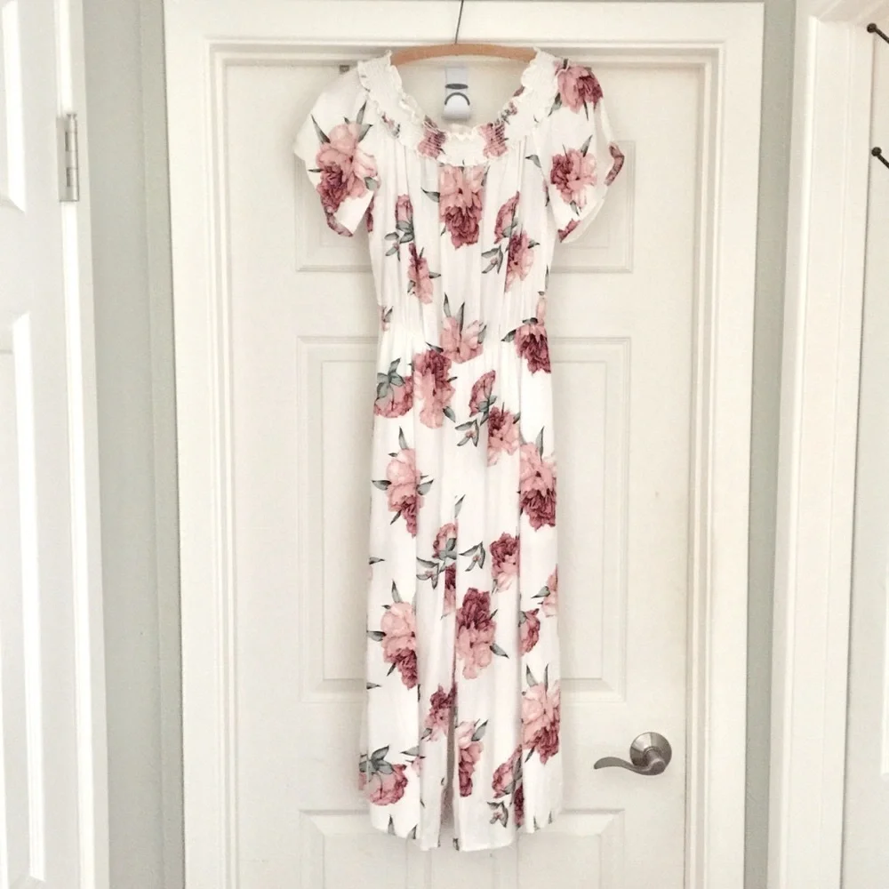 Everly Anthropologie Flowy Pink Floral Off Shoulder Wide Leg Cropped Jumpsuit M